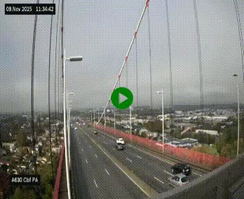 Webcam autoroute sur le périphérique de Bordeaux (A630) au nord de la ville. Caméra située sur le Pont d'Aquitaine.