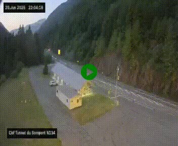 Webcam à l'entrée du tunnel du Somport, côté français, sur la N134, dans les Pyrénées, en direction de l'Espagne, à 1116 mètres d'altitude