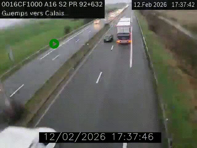 Webcam A16 juste après l'aire de repos d'Offekerque à Guemps. Vue orientée vers Calais