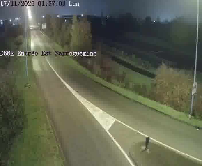 Point de vue trafic déployé sur D662 (France) à Sarreguemines, regardant vers Sarreguemines, aidant conducteurs et services à anticiper les flux.