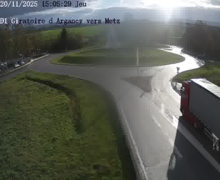 Webcam installée le long de D1 (France) à Argancy, pointée vers Metz, utile pour suivre précisément les conditions de trafic.