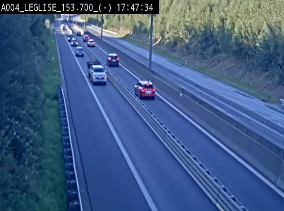 Webcam autoroute A4 (E411-E25) à Léglise, avant la jonction avec la N40. Vue orientée vers Bruxelles