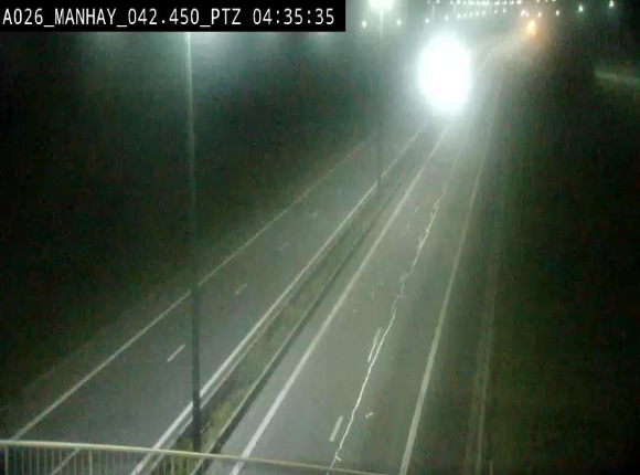 Webcam autoroute A26/E25 à hauteur de Manhay, à la jonction avec la N651 en direction de Liège - BK 42.4