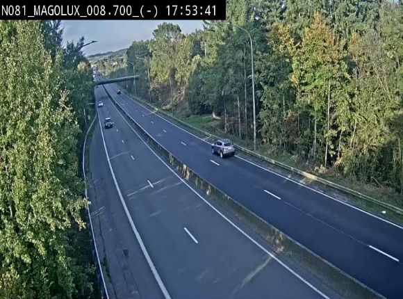 Webcam sur la N81 (E411) à hauteur de la jonction avec la N883. Vue orientée vers Arlon