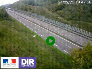 Webcam au niveau du col de Bois Clair à hauteur de Cluny sur la N79. Vue orientée vers Mâcon