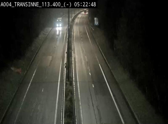 Caméra trafic E411 (A4) - Transinne direction Namur - BK 113.425