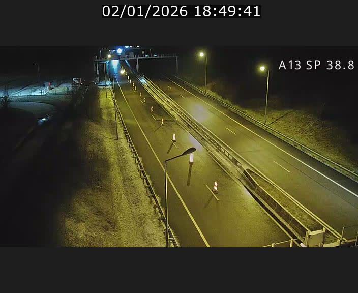 Webcam autoroute A13 à l'entrée ouest du tunnel Markusbierg à Schengen. Vue orientée vers le tunnel et l'Allemagne