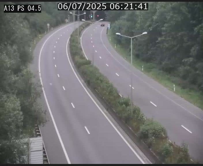 Traffic live webcam Luxembourg Differdange - A13 direction Esch-sur-Alzette - BK 4.5