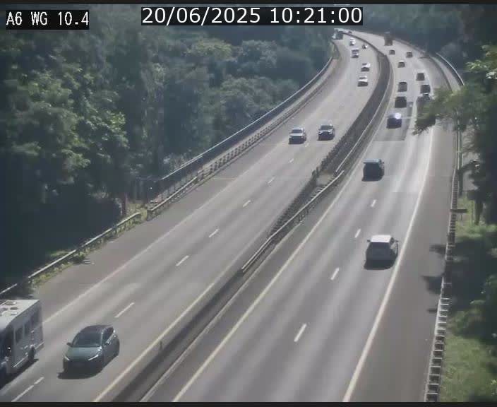 Traffic live webcam Luxembourg Mamer - A6 - BK 10.4 - direction Luxembourg/France/Allemagne