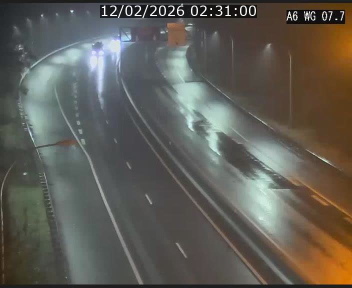 Traffic live webcam Luxembourg - Bridel - A6 - BK 7.7 - direction Belgique