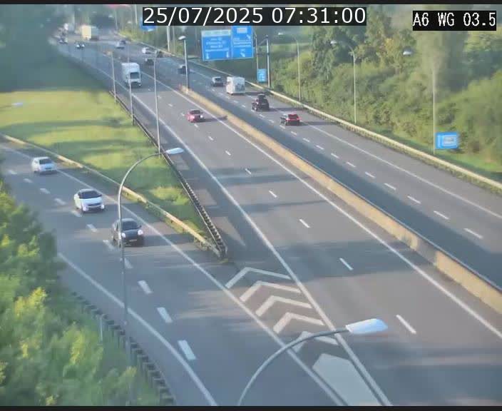 Traffic live webcam Luxembourg - Croix de Cessange - A6 - BK 3.5 - direction France/Allemagne