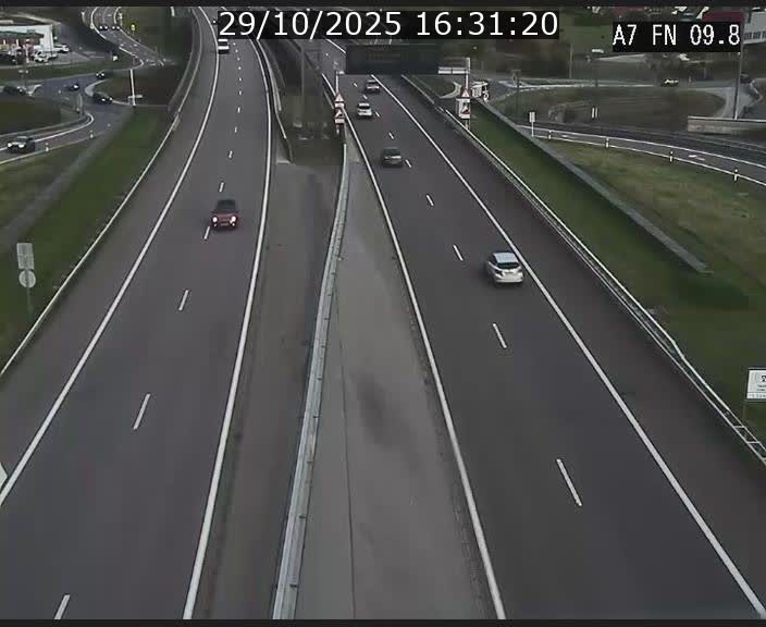 Caméra trafic Luxembourg - A7, Tunnel Gousselerbierg, sortie sud, direction rond-point Lorentzweiler (BK 9.9)