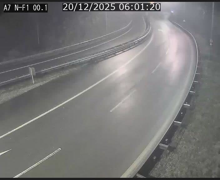 Webcam autoroute Luxembourg A7 située dans la sortie 1 Waldhof, vers la N11, avant le Tunnel Stafelter