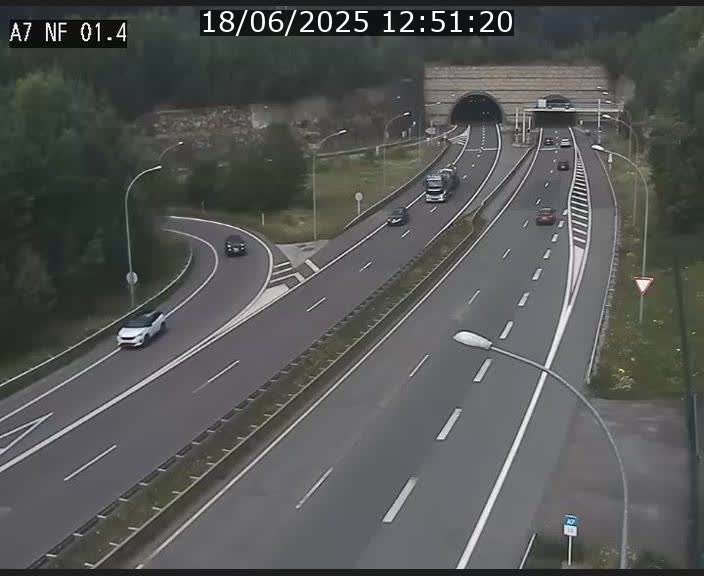 Caméra autoroute Luxembourg A7 - Echangeur Waldhaff - direction Tunnel Stafelter