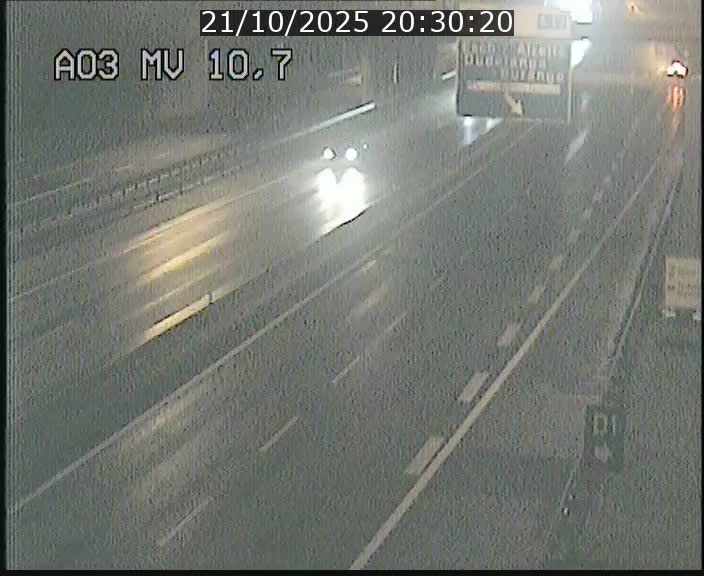 Traffic live webcam Luxembourg Croix de Bettembourg - A3 - BK 10.7 - direction France