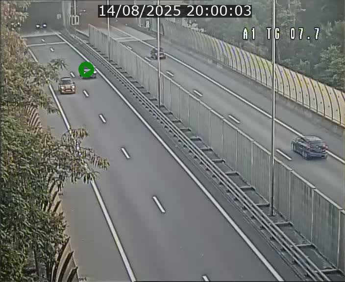 Traffic live webcam Luxembourg Kirchberg - A1 direction Luxembourg-ville - BK 7.7
