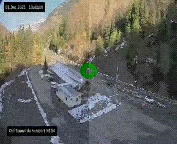 Webcam à l'entrée du tunnel du Somport, côté français, sur la N134, dans les Pyrénées, en direction de l'Espagne, à 1116 mètres d'altitude