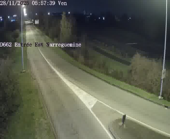 Point de vue trafic déployé sur D662 (France) à Sarreguemines, regardant vers Sarreguemines, aidant conducteurs et services à anticiper les flux.