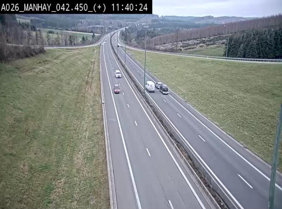 Webcam autoroute A26/E25 à hauteur de Manhay, à la jonction avec la N651 en direction de Luxembourg - BK 42.4