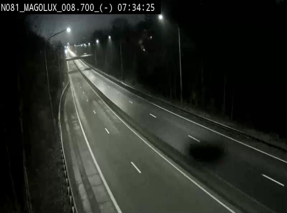 Webcam sur la N81 (E411) à hauteur de la jonction avec la N883. Vue orientée vers Arlon