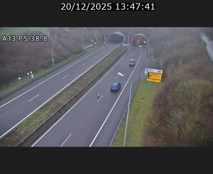 Webcam autoroute A13 à l'entrée ouest du tunnel Markusbierg à Schengen. Vue orientée vers Mondorf-les-Bains