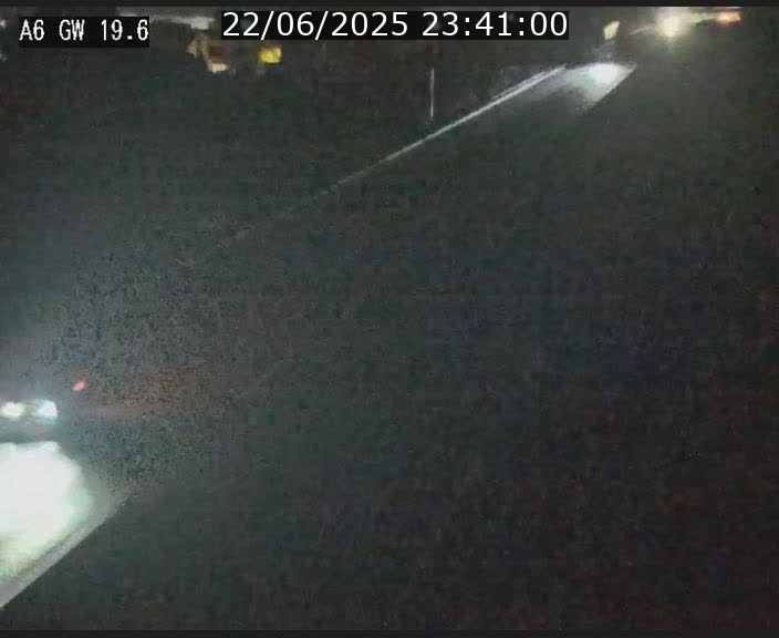 Traffic live webcam Luxembourg - Steinfort - A6 - BK 19.6 - direction Belgique