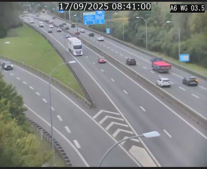 Traffic live webcam Luxembourg - Croix de Cessange - A6 - BK 3.5 - direction France/Allemagne