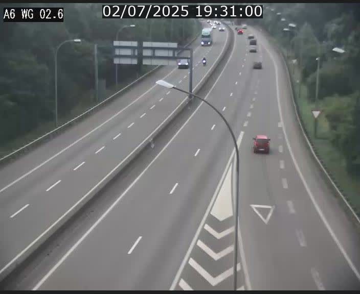 Traffic live webcam Luxembourg Croix de Cessange - A6 - BK 2.6 - direction France/Allemagne