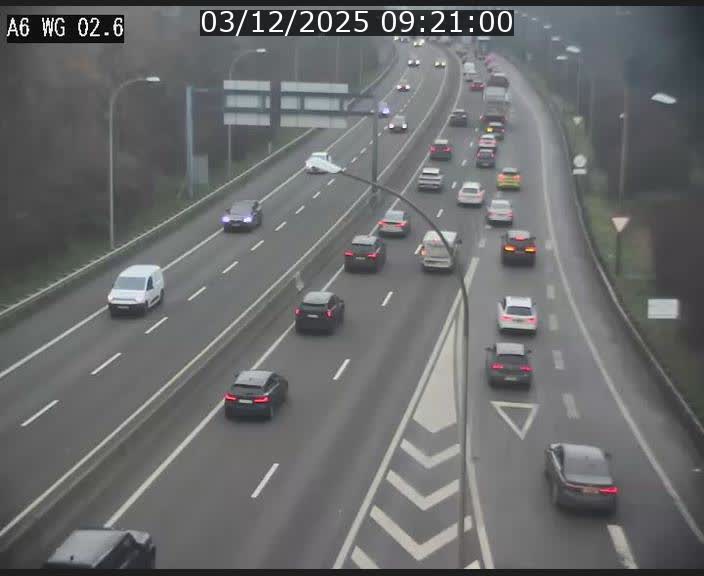 Traffic live webcam Luxembourg Croix de Cessange - A6 - BK 2.6 - direction France/Allemagne
