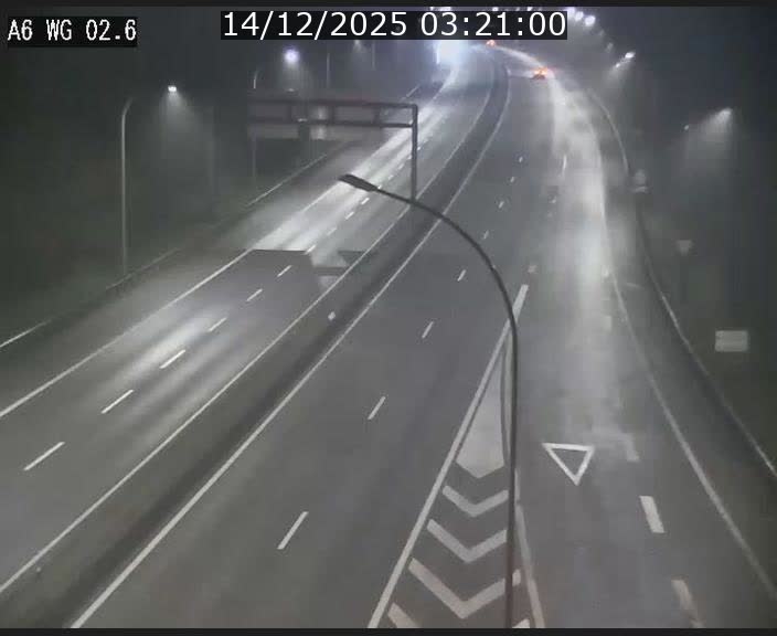 Traffic live webcam Luxembourg Croix de Cessange - A6 - BK 2.6 - direction France/Allemagne