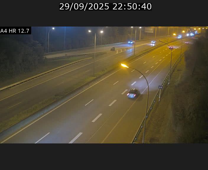 Traffic live webcam Luxembourg Esch sur Alzette - A4 - BK 12.7 - direction Esch-Belval