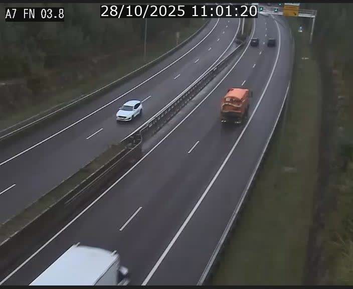 Caméra autoroute Luxembourg A7 - Passage à gibier Rëngelbour - direction Tunnel Stafelter