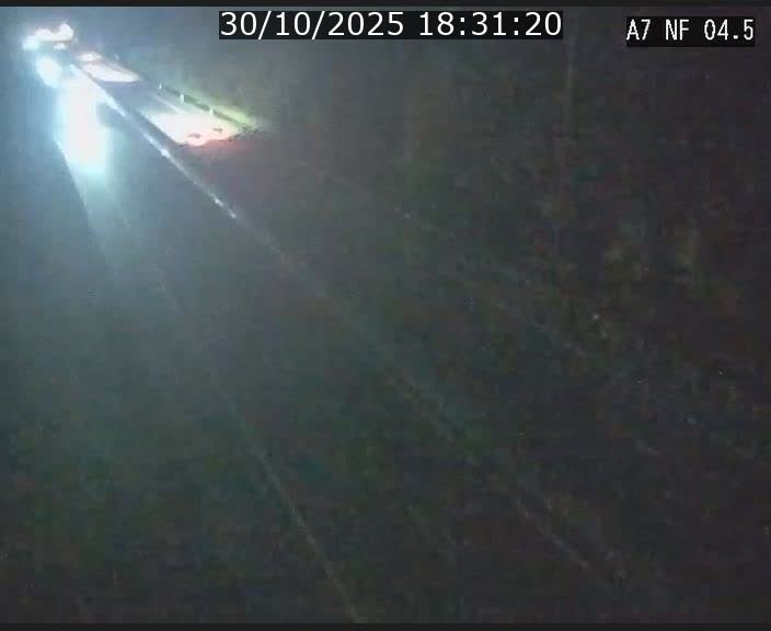 Caméra autoroute Luxembourg A7 - Passage à gibier Rëngelbour - direction Tunnel Grouft