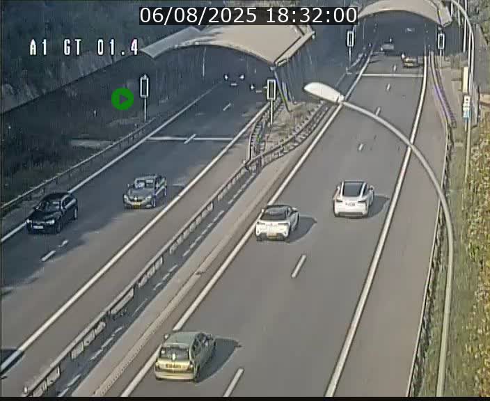 Traffic live webcam Luxembourg Hesperange - A1 direction Kirchberg - BK 1.4