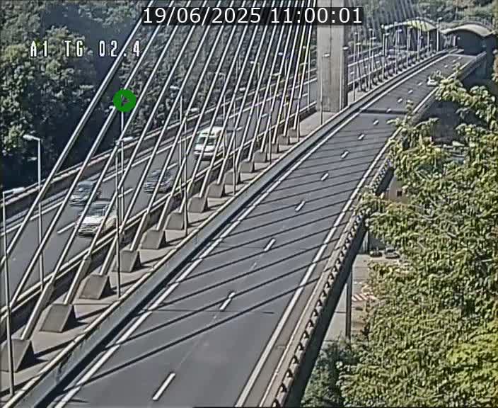Traffic live webcam Luxembourg Sandweiler - A1 direction Luxembourg-ville - BK 2.4