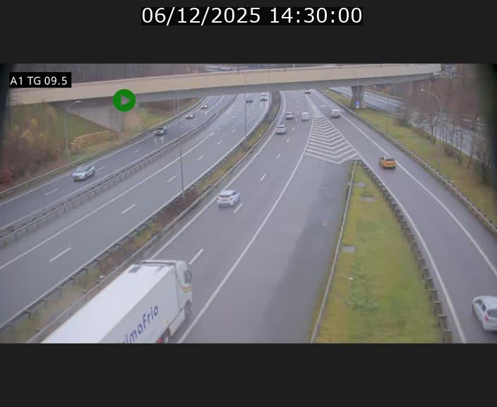 Traffic live webcam Luxembourg Jonction Grünewald - A1 direction Luxembourg-ville - BK 9.5