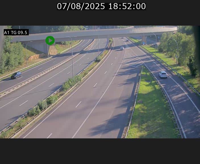 Traffic live webcam Luxembourg Jonction Grünewald - A1 direction Luxembourg-ville - BK 9.5