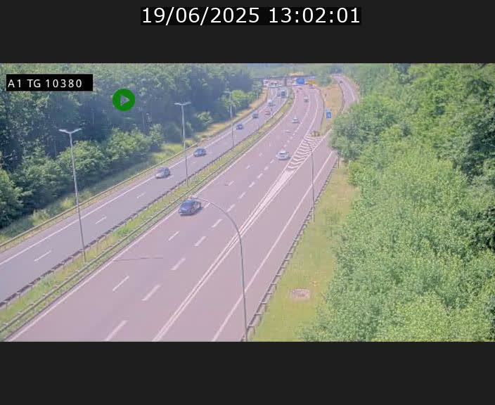 Traffic live webcam Luxembourg Senningerberg - A1 direction Luxembourg Kirchberg - BK 10.3