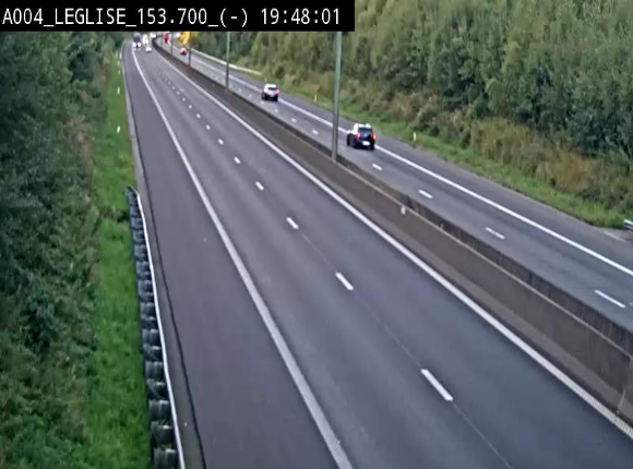 Webcam autoroute A4 (E411-E25) à Léglise, avant la jonction avec la N40. Vue orientée vers Bruxelles