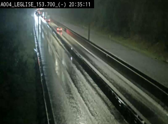 Webcam autoroute A4 (E411-E25) à Léglise, avant la jonction avec la N40. Vue orientée vers Bruxelles