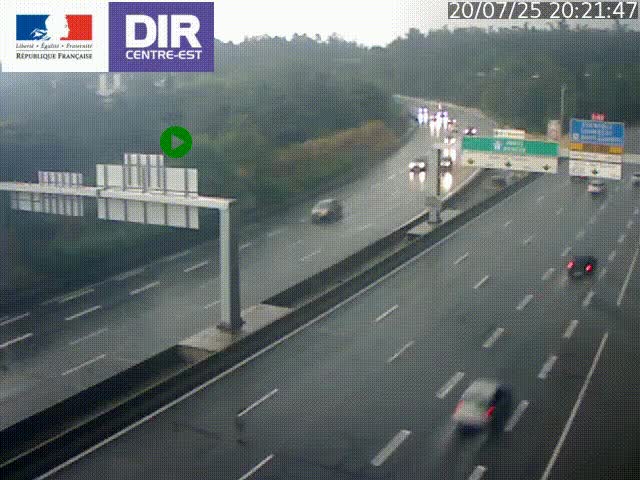 Caméra de circulation routière sur le boulevard périphérique Laurent Bonnevay de Lyon (D383) à hauteur de Bron, avant la jonction avec l'A43. Vue orientée vers l'échangeur