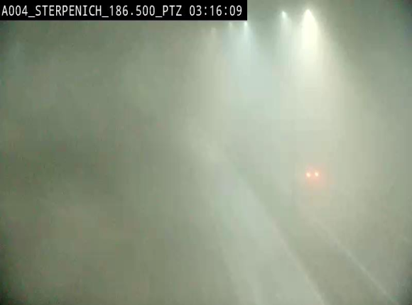 Webcam E411 à Sterpenich en Belgique près de la frontière du Luxembourg. Vue orientée vers Bruxelles