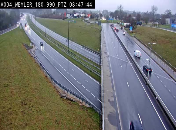 Webcam à la jonction entre la N81 et l'E411 à hauteur de la sortie 32 Longwy/Messancy à Arlon. Vue orientée vers Bruxelles