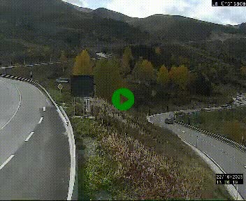 Webcam au carrefour de la croisade, à la jonction entre la N22 et la N320, avant le poste de douane franco-andorrane. Webcam à 1790 mètres d'altitude