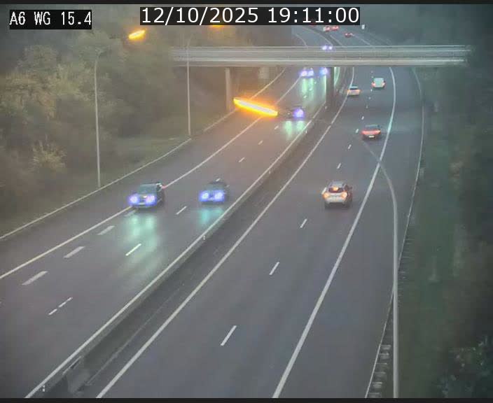 Traffic live webcam Luxembourg Capellen - A6 - BK 15.4 - direction Luxembourg/France/Allemagne