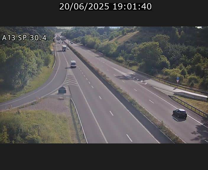 Traffic live webcam Luxembourg Altwies - A13 direction Luxembourg-ville - BK 30.4