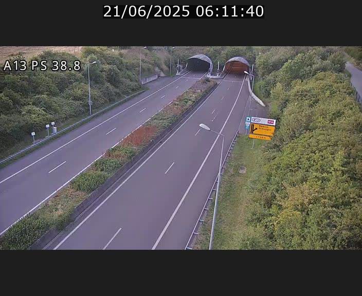Webcam autoroute A13 à l'entrée ouest du tunnel Markusbierg à Schengen. Vue orientée vers Mondorf-les-Bains