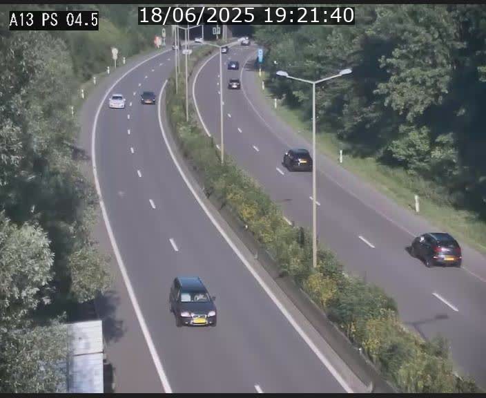 Traffic live webcam Luxembourg Differdange - A13 direction Esch-sur-Alzette - BK 4.5