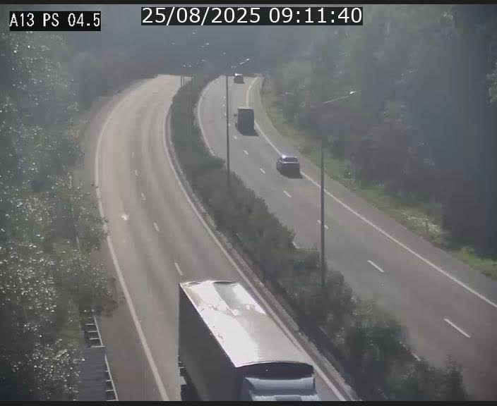 Traffic live webcam Luxembourg Differdange - A13 direction Esch-sur-Alzette - BK 4.5