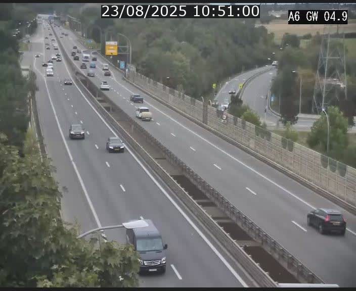 Traffic live webcam Luxembourg Croix de Cessange - A6 - BK 4.9 - direction Belgique